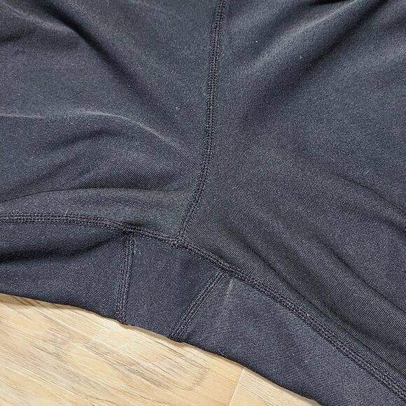 ☔️💜Nike Black Dri-Fit Capri Athletic Pants Small - Picture 9 of 12